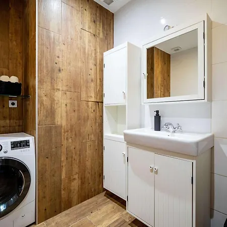 Comfort Family-sized In Centre